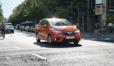 ΟΔΗΓΟΥΜΕ: Νέο Honda Jazz 1.3 2015
