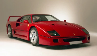 Στο «σφυρί» μία ξεχωριστή Ferrari F40