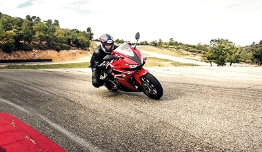 Πρώτη γεύση της Honda CBR500R MY16