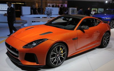Jaguar F-Type SVR με τελική 322 km/h (Video)
