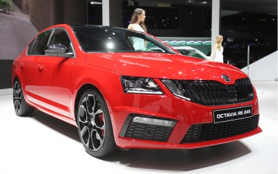 Η Octavia RS τώρα με 245 ίππους