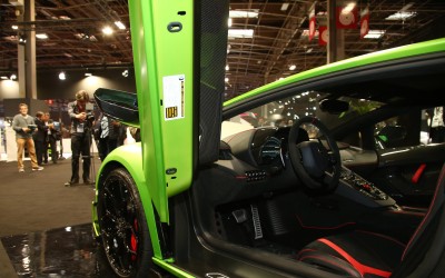 4+1 supercars που είδαμε στο Παρίσι