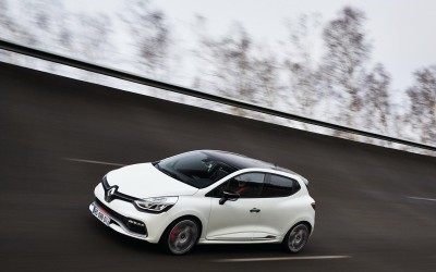 Νέο Clio RS Trophy με 220 ίππους