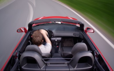 Μια στιγμή παρακαλώ... Σας Συνδέω!