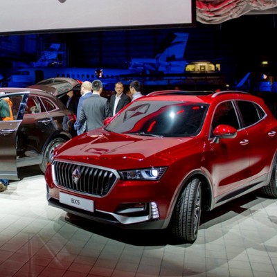 Borgward BX5 κόντρα στην Χ1