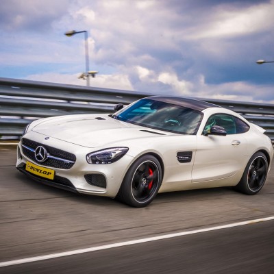 Νέο Dunlop Sport Maxx RT2 για σπορ αυτοκίνητα