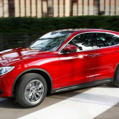 Αυτή είναι η «απλή» Alfa Romeo Stelvio