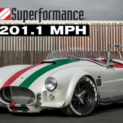 Θα πήγαινες με 324 km/h με μια ρέπλικα Cobra;