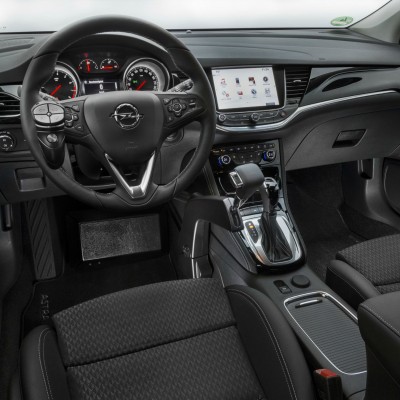 Η Opel φέρνει νέα συστήματα για τα ΑμεΑ