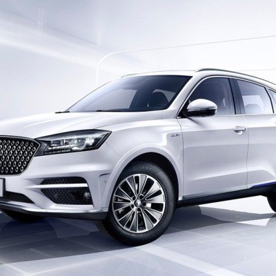 Τα BX6 Crossover και το ηλεκτρικό BXi7 της Borgward