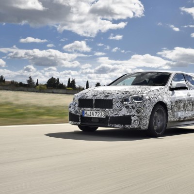 Με κίνηση μπροστά η νέα BMW Σειρά 1