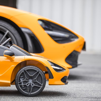 Οδηγώντας μια McLaren από την ηλικία των τριών (video)