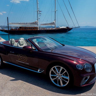 Μία Bentley Continental GT W12 Convertible στις Σπέτσες