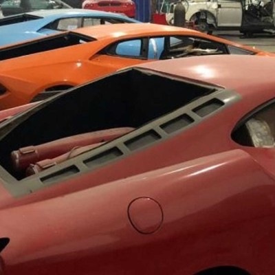 “Λουκέτο” σε εργοστάσιο στη Βραζιλία με μαϊμού Lamborghini και Ferrari