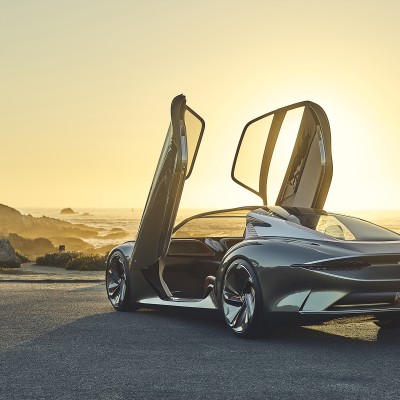 Καθηλωτικές φωτογραφίες της πρωτότυπης Bentley EXP 100 GT