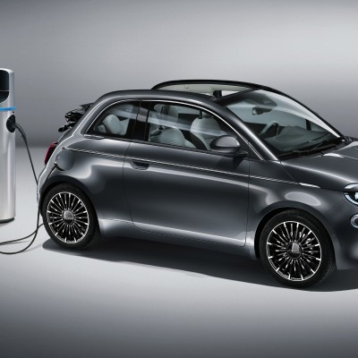 Επίσημο: Αυτό είναι το ηλεκτρικό Fiat 500!