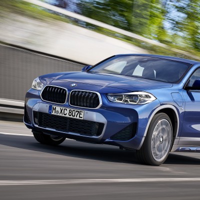 Υβριδική BMW X2 xDrive25e PHEV με 220 ίππους και κατανάλωση 1,7 lt/100 km