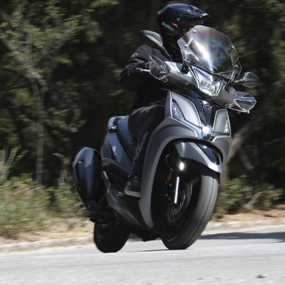 Δοκιμή: Kymco Agility 300i - Big brother