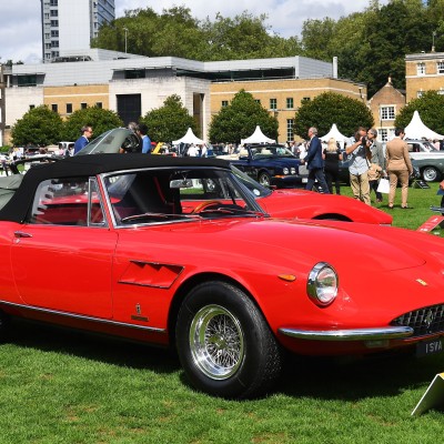 Μία σπάνια Ferrari 330 GTS βραβεύτηκε ως «Το καλύτερων όλων» σε show του Λονδίνου