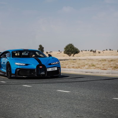 Η Bugatti έβγαλε για test drive την Chiron Pur Sport