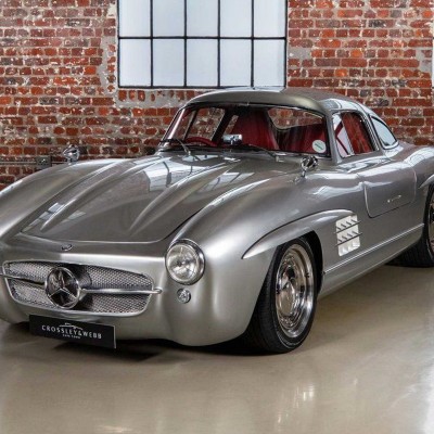 Η ιστορία που κρύβεται κάτω από αυτή την περίεργη ρέπλικα της Gullwing