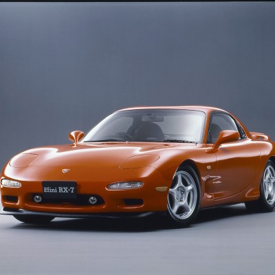 To Mazda RX-7 έχει γενέθλια! Το σπορ coupe με κινητήρα Wankel έγινε 44 ετών