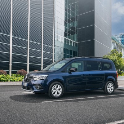 Νέο Renault Grand Kangoo: Πιο ευρύχωρο και άνετο από οικογενειακό SUV;