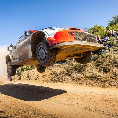 ΕΚΟ Ράλλυ Ακρόπολις: Λάμψη Rovanpera!