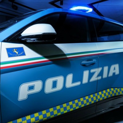 Αστυνομία: Το απίθανο περιπολικό των 666 ίππων - Κοστίζει πάνω από 400.000 € [Video]