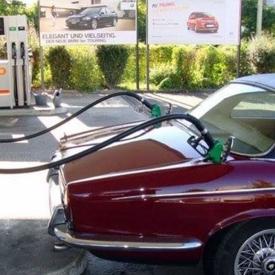 Ποιο αυτοκίνητο είχε 2 ρεζερβουάρ βενζίνης και… γιατί;