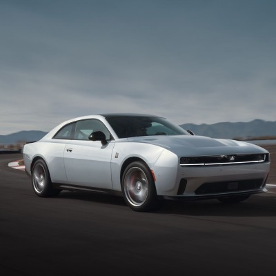 Dodge Charger: Θα οδηγούσαν οι Dukes ένα ηλεκτρικό muscle car 680 ίππων;