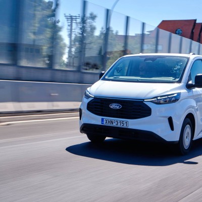 Δοκιμή – Ford Transit Custom 2.0 Ecoblue: Ο ιδανικός συνεργάτης