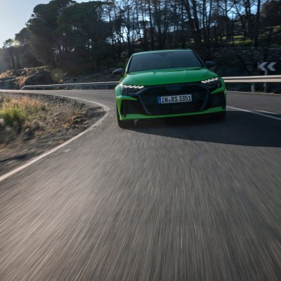 Audi RS 3: Τι καινούργιο φέρνει η ανανεωμένη εκδοχή