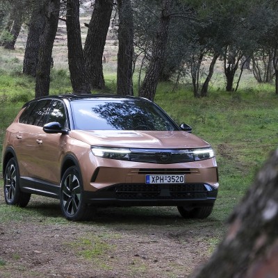 Δοκιμή Opel Grandland 1.2T 136 PS Hybrid: Restart