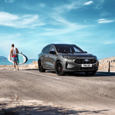 Ford Kuga Black Edition: Τι αλλάζει και πότε ξεκινάνε οι παραγγελίες;