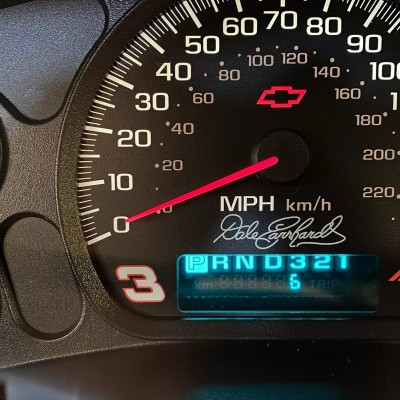 Αγόρασε αυτοκίνητο και δεν έκανε κανένα χιλιόμετρο για 23 χρόνια – Το πουλάει τρεις φορές πάνω