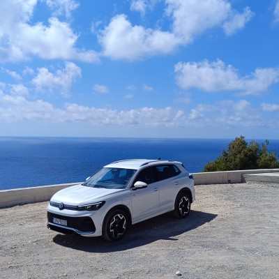 Mε Volkswagen Tiguan eHybrid στη Λευκάδα