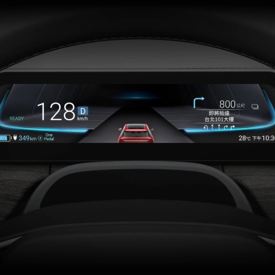 Η εταιρεία που φτιάχνει τα iPhone κατασκευάζει πλέον και αυτοκίνητα – Με τιμές από 24.300 ευρώ