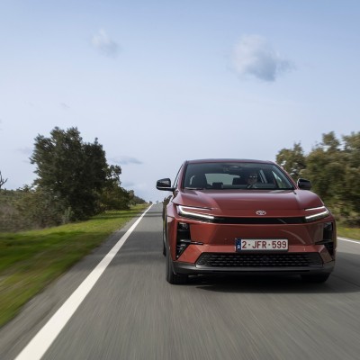 Οδηγούμε στην Πορτογαλία το νέο Toyota C-HR+!