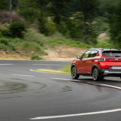 Το πιο στιλάτο και άνετο Β-SUV - Κάνεις μέσα στην πόλη 100 km με μόλις 2,8 ευρώ!