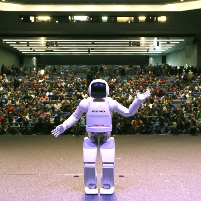 O ASIMO στη Λωζάνη