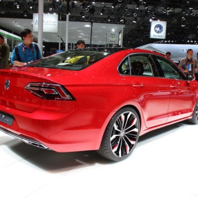 Νέο μεσαίο τετράθυρο coupe από τη VW