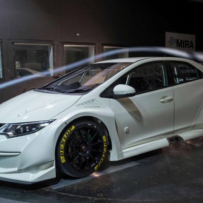 Έτοιμο το αγωνιστικό Honda Civic Type R