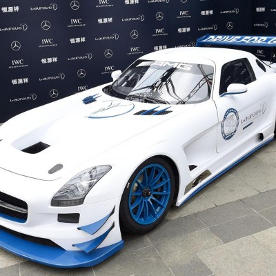 Μοναδική Mercedes-Benz SLS AMG GT3 για… καλό σκοπό