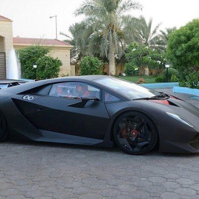 Πωλείται μια ξεχωριστή Lamborghini Sesto Elemento