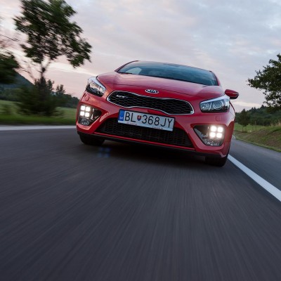 ΟΔΗΓΟΥΜΕ : Nέο Kia Cee’d 2016