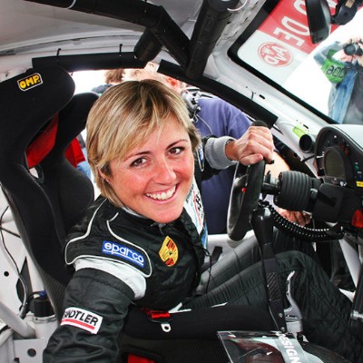 Η Sabine Schmitz τους προσπέρασε όλους (video)