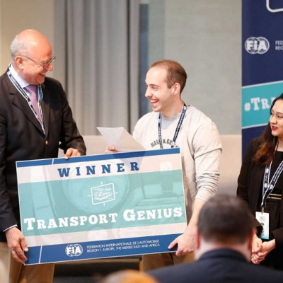 Ο τίτλος Transport Genious of the Future σε Έλληνες