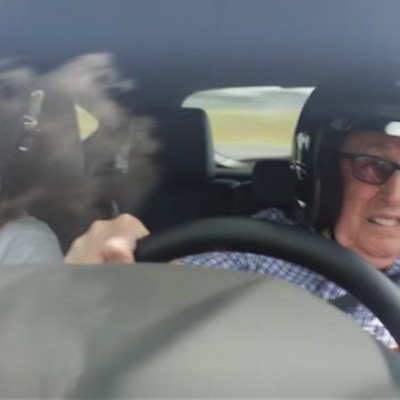 Παππούδες driftάρουν με Focus RS (video)