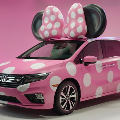 Ένα Minnie Van που δεν είναι και τόσο... μίνι (vid)